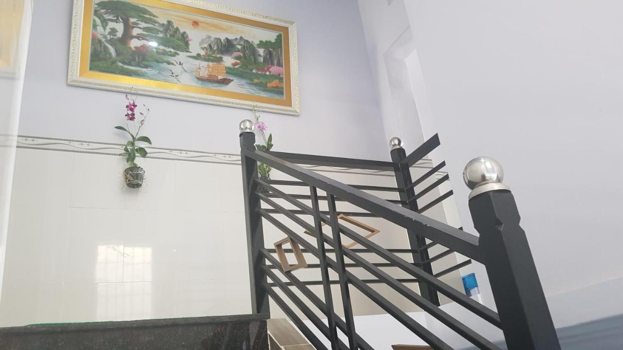 Duong Hieu Guesthouse دونغ دونغ المظهر الخارجي الصورة